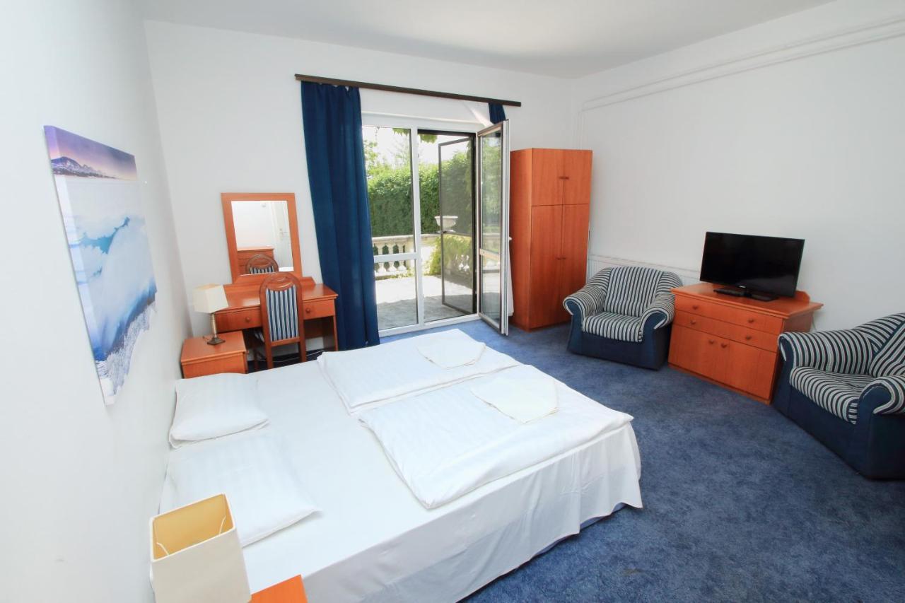Aquilo Hotel Panoráma Tihany Esterno foto