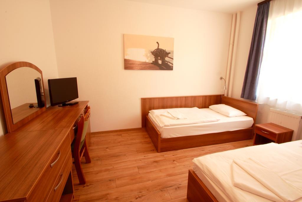 Aquilo Hotel Panoráma Tihany Esterno foto