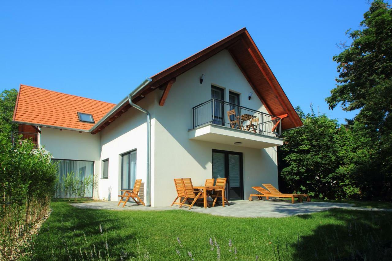 Aquilo Hotel Panoráma Tihany Esterno foto